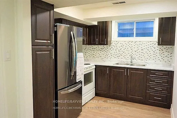 22 Otonabee Ave #LOWER B — Photo 2