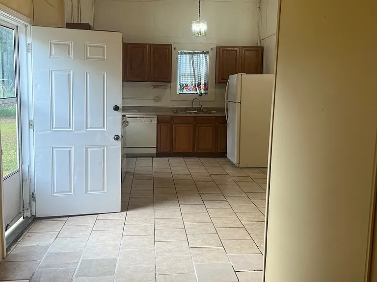 2508 B South Hwy #B-41A — Photo 4