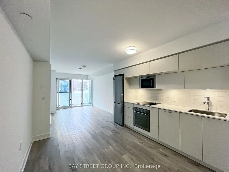 575 Bloor St E #1309 — Photo 5