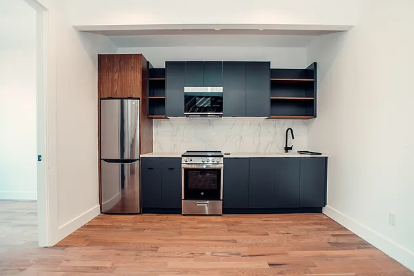 Rented by YHT Management Inc. | media 21