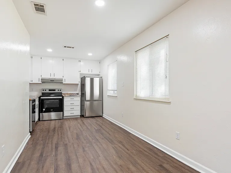 2150 Corinne St #B — Photo 7