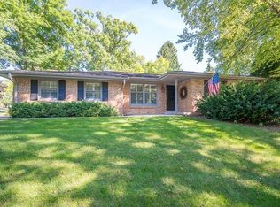 5201 Roberts Dr, Greendale, WI 53129