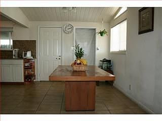 3rd image of 1739 Everglade Ave