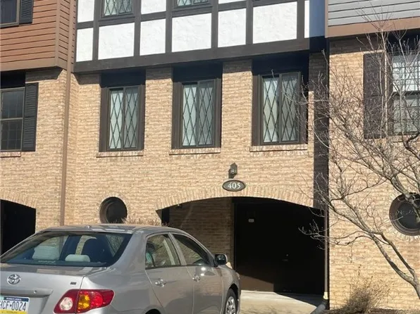 405 Maywood Dr, Bethel Park, PA 15102