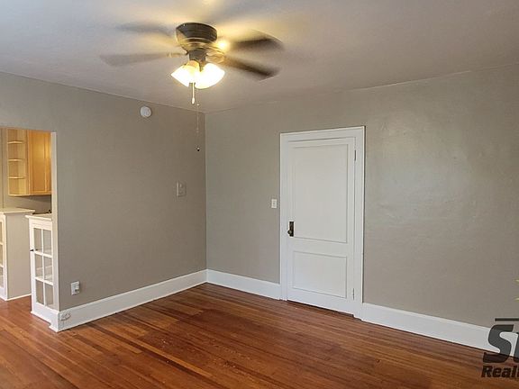 4th image of 124 Live Oak Ave APT 10