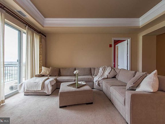 2nd image of 1915 Towne Centre Blvd Unit 716