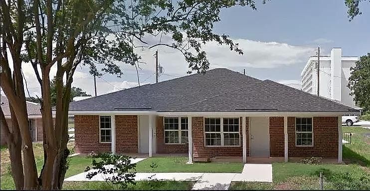 1st image of 1928 Alston St #3300f944e