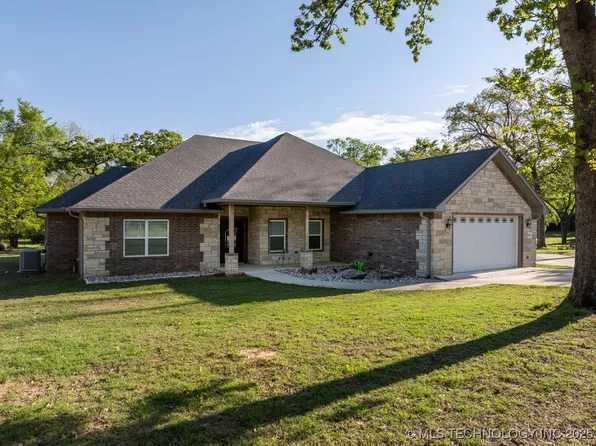8903 Pear St, Kingston, OK 73439