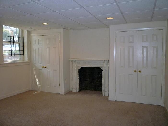 2nd image of 1120 Wertland St APT 1
