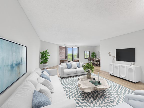 3rd image of 123 Acacia Dr Unit 605