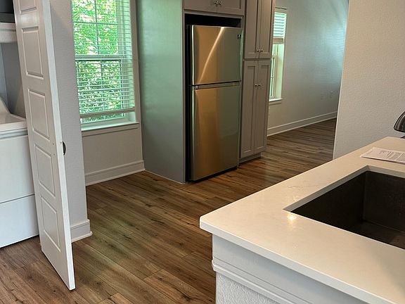 2nd image of 116 Hann St APT 15