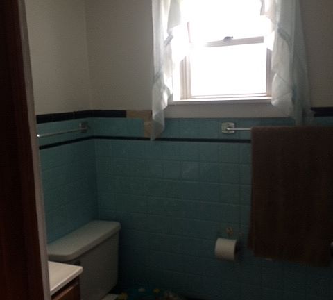 5th image of 1239 S Summit Dr