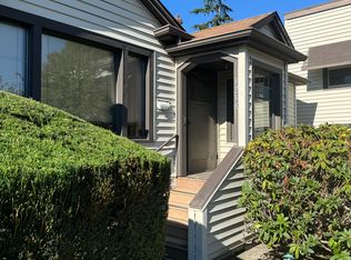3238 63rd Ave SW #B, Seattle, WA 98116