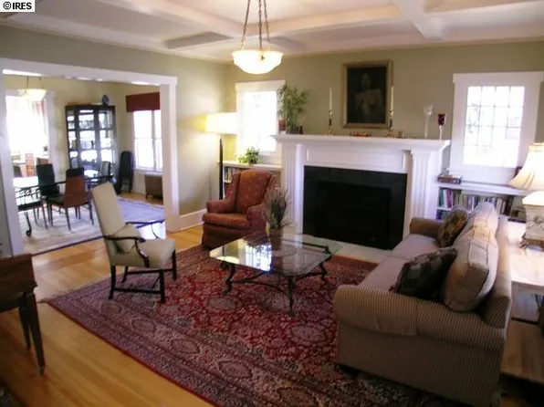 704 Mapleton Ave, Boulder, CO 80302