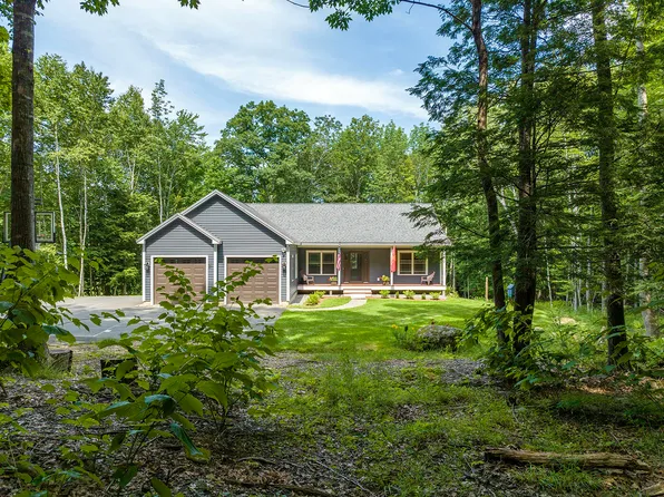 21 Dirt Road, Camden, ME 04843
