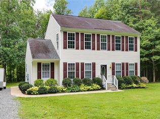 155 Bent Creek Ln, Bumpass, VA 23024