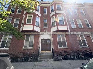 653 W 28th St #1F, Chicago, IL 60616