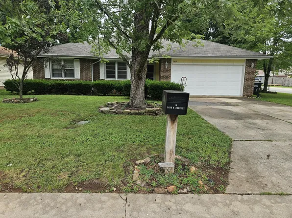 3459 W Camelot Street, Springfield, MO 65807