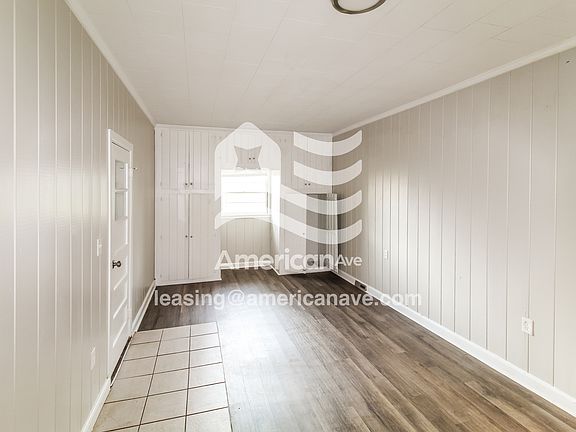 4-Living Room