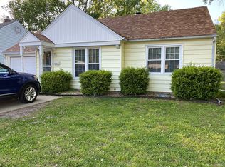 3706 SW 12th St, Topeka, KS 66604