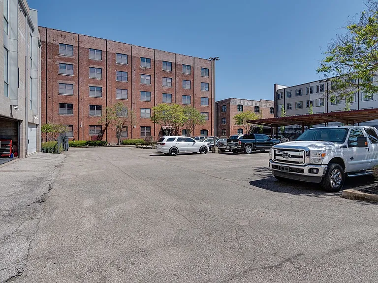 137 E G E Patterson Ave #202 — Photo 11