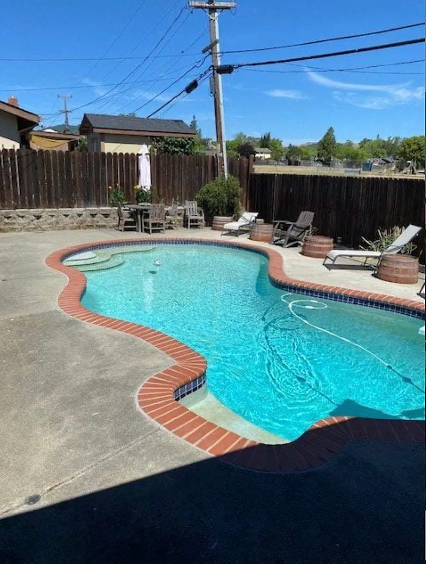 4 bed, $4,500 — Photo 2