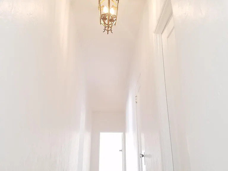 1607 1/2 S Sierra Bonita Ave — Photo 17