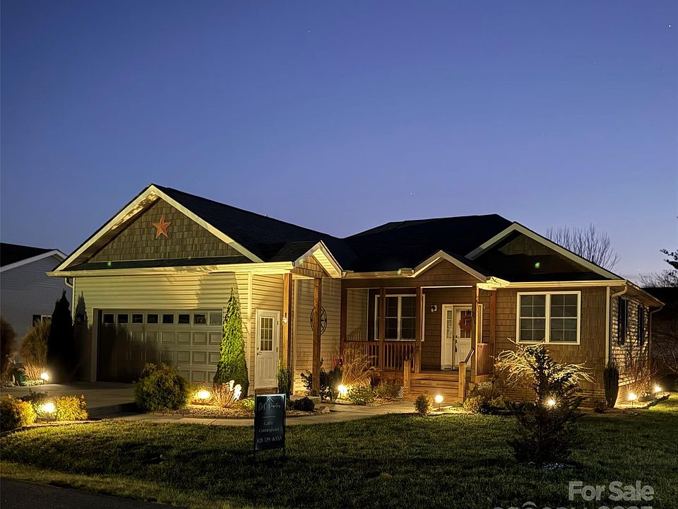 1st image of 371 Beechnut Dr
