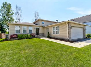 657 Cheyenne St, Round Lake Heights, IL 60073