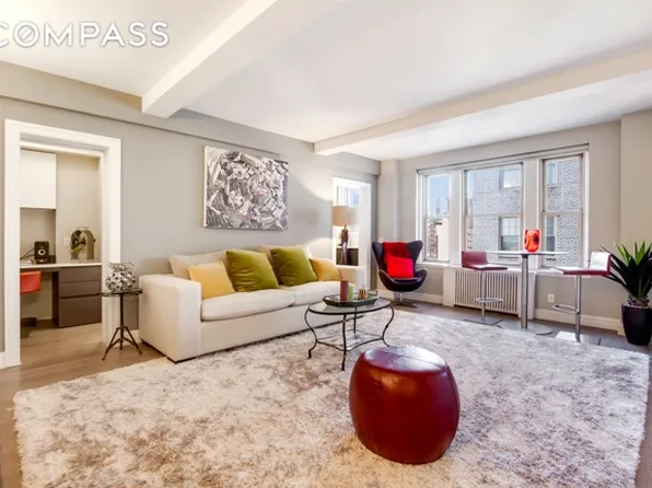 299 West 12th Street image 1 of 7