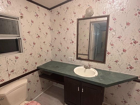 4th image of 407 Delwood Ln