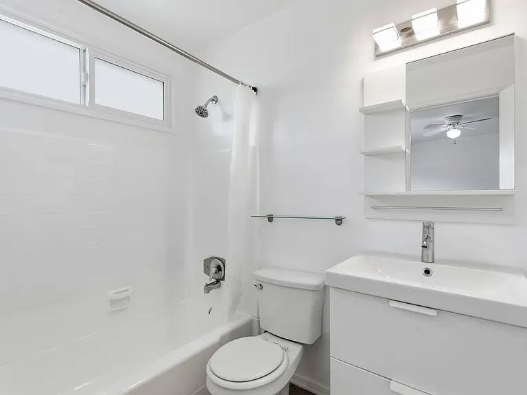 1453 S Westgate Ave — Photo 8
