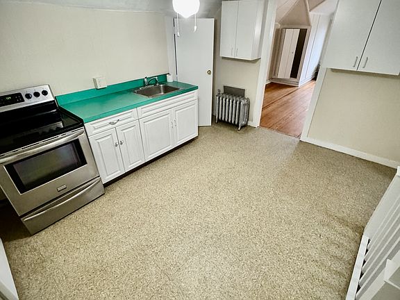 4th image of 256 Congress Ave #3