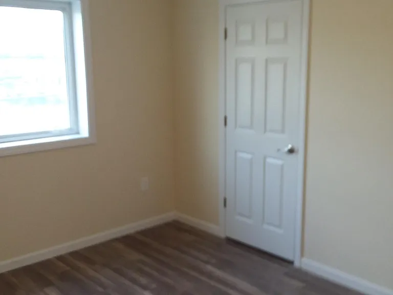 2465 Lemoine Ave #2 — Photo 12