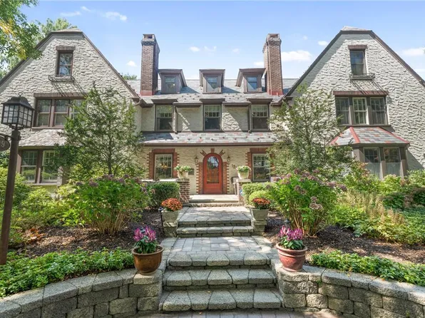 1819 Maple St, Bethlehem, PA 18017