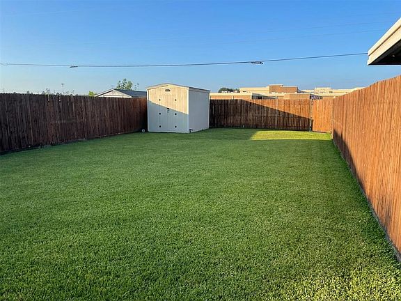 3rd image of 3506 Shoreside Dr