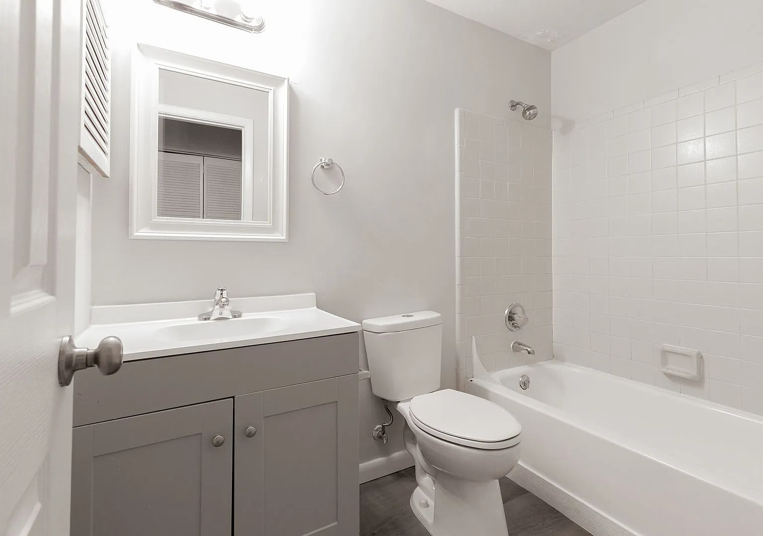 Oak Terrace — Photo 4