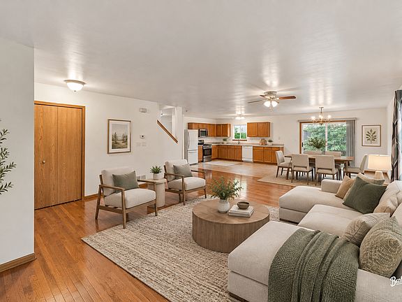 2nd image of 219 Meadowvale Ln
