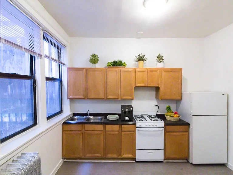 Drexel Terrace — Photo 2