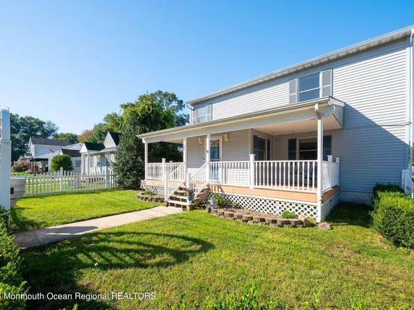 53 Pacific Avenue, North Middletown, NJ 07748