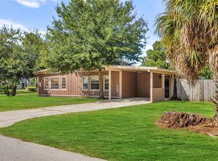 400 Briggs Ave, Sarasota, FL 34237