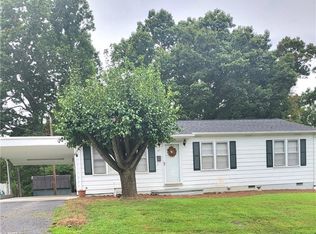 401 Faw St, Wilkesboro, NC 28697