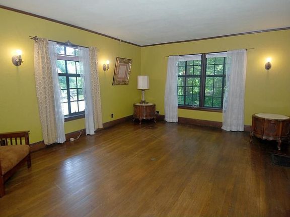 Living Room with Fireplace