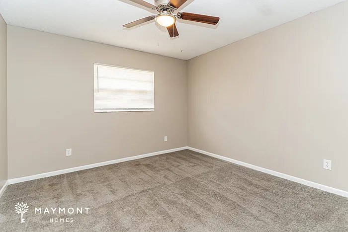 6142 Donegal W — Photo 10