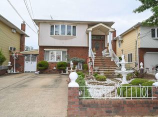 116 Lucille Ave, Elmont, NY 11003