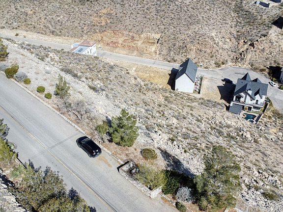 3rd image of 24 Sierra Crest Dr