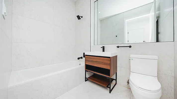 Rented by Nooklyn NYC LLC | media 42