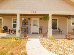 118 Blue Jay Rd, Bastrop, TX 78602