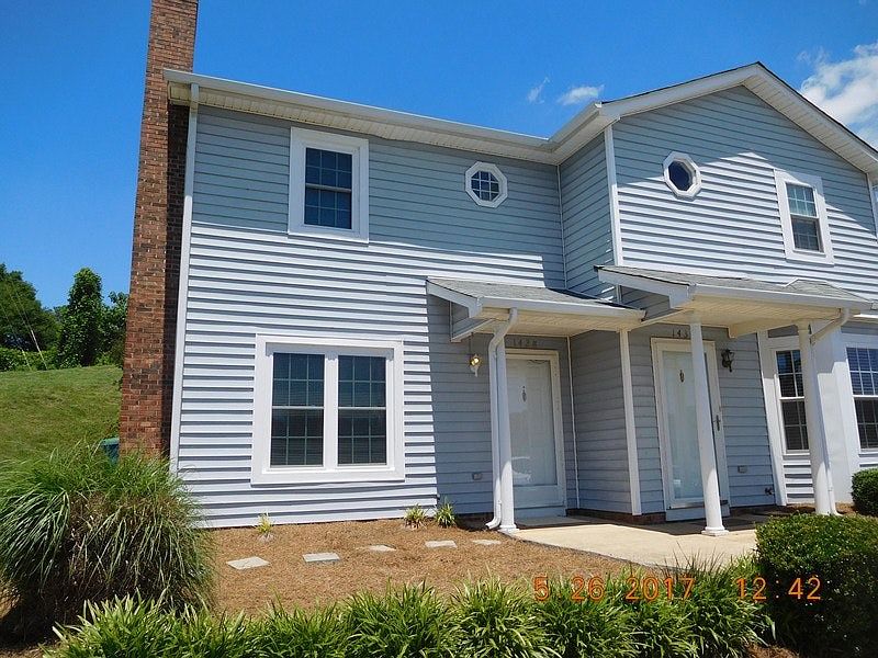 1st image of 1428 River Dr