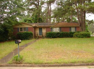 2606 Whispering Pines Rd, Albany, GA 31707